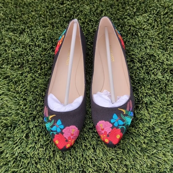 NEW Nine West Floral Embroidered Speak Up Flats - Picture 2 of 8